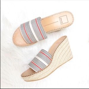 Nautical dolce vita platform wedge sandals 9.5